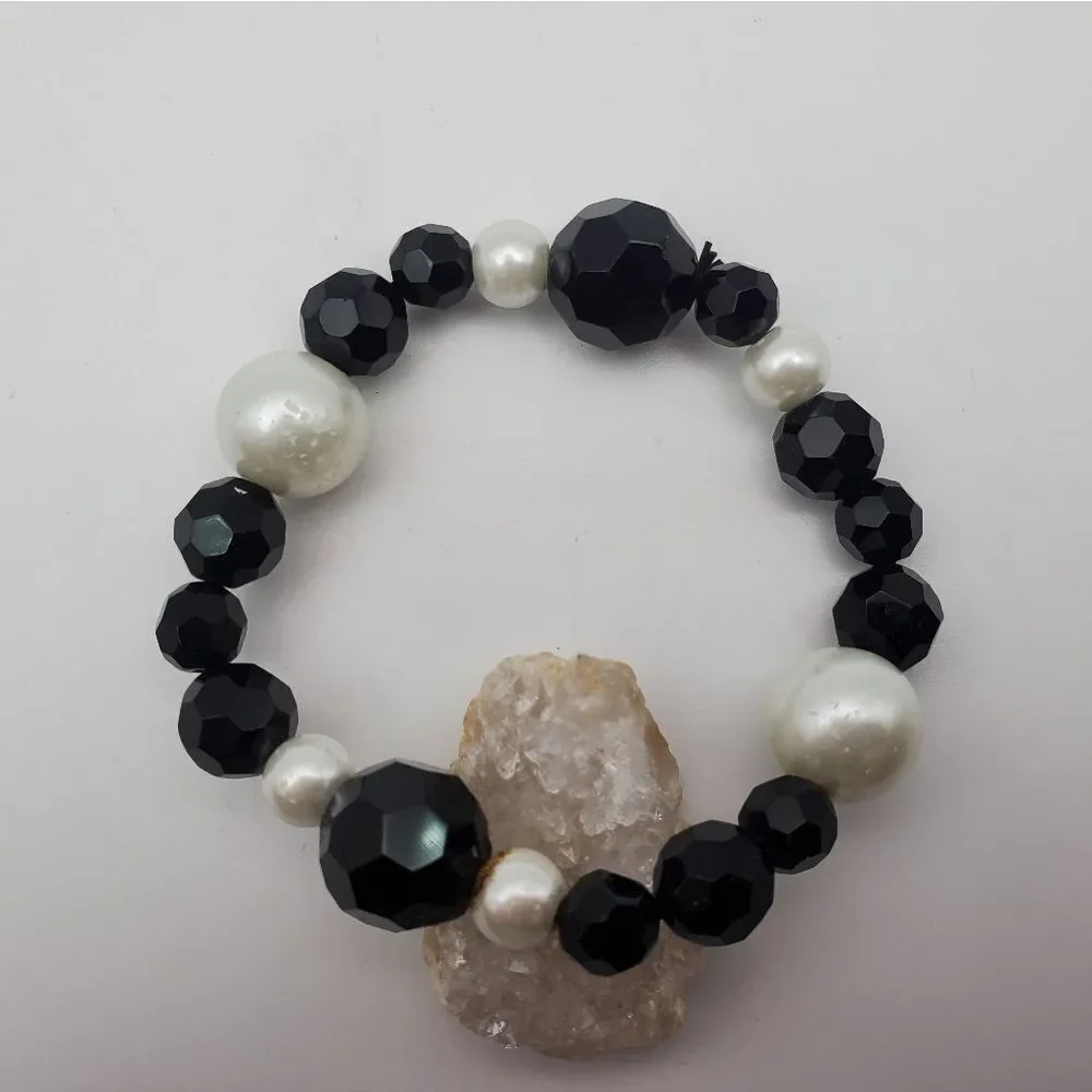Black and white tie affair bracelet B1510‎